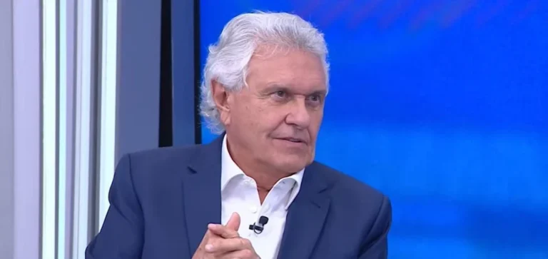 Caiado vê Flávio acuado por denúncias e diz que é único capaz de vencer PT