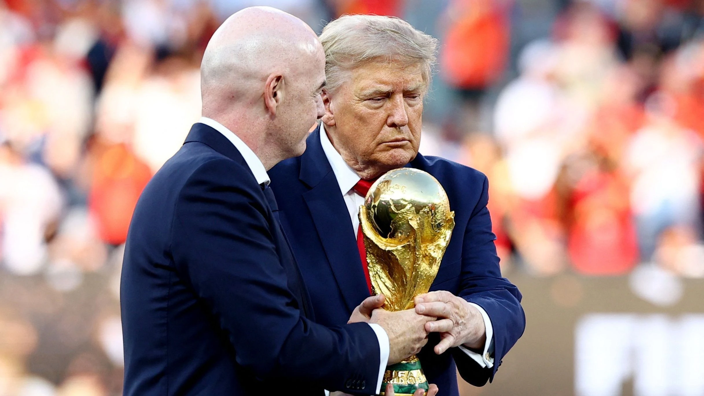 Trump parabeniza chefe da Fifa e elogia campeã Espanha: 