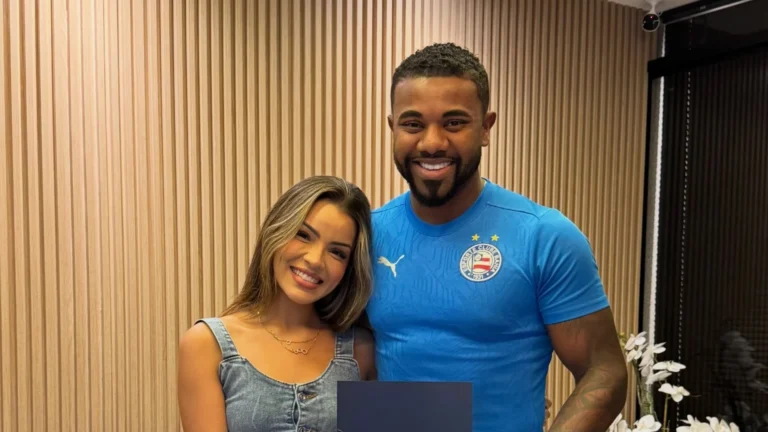 Ex-BBB Davi Brito se casa com influenciadora 1 mês após assumir namoro