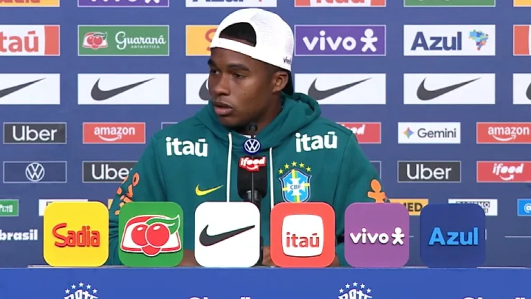 Endrick despista sobre titularidade: “Ancelotti vai fazer o melhor”
