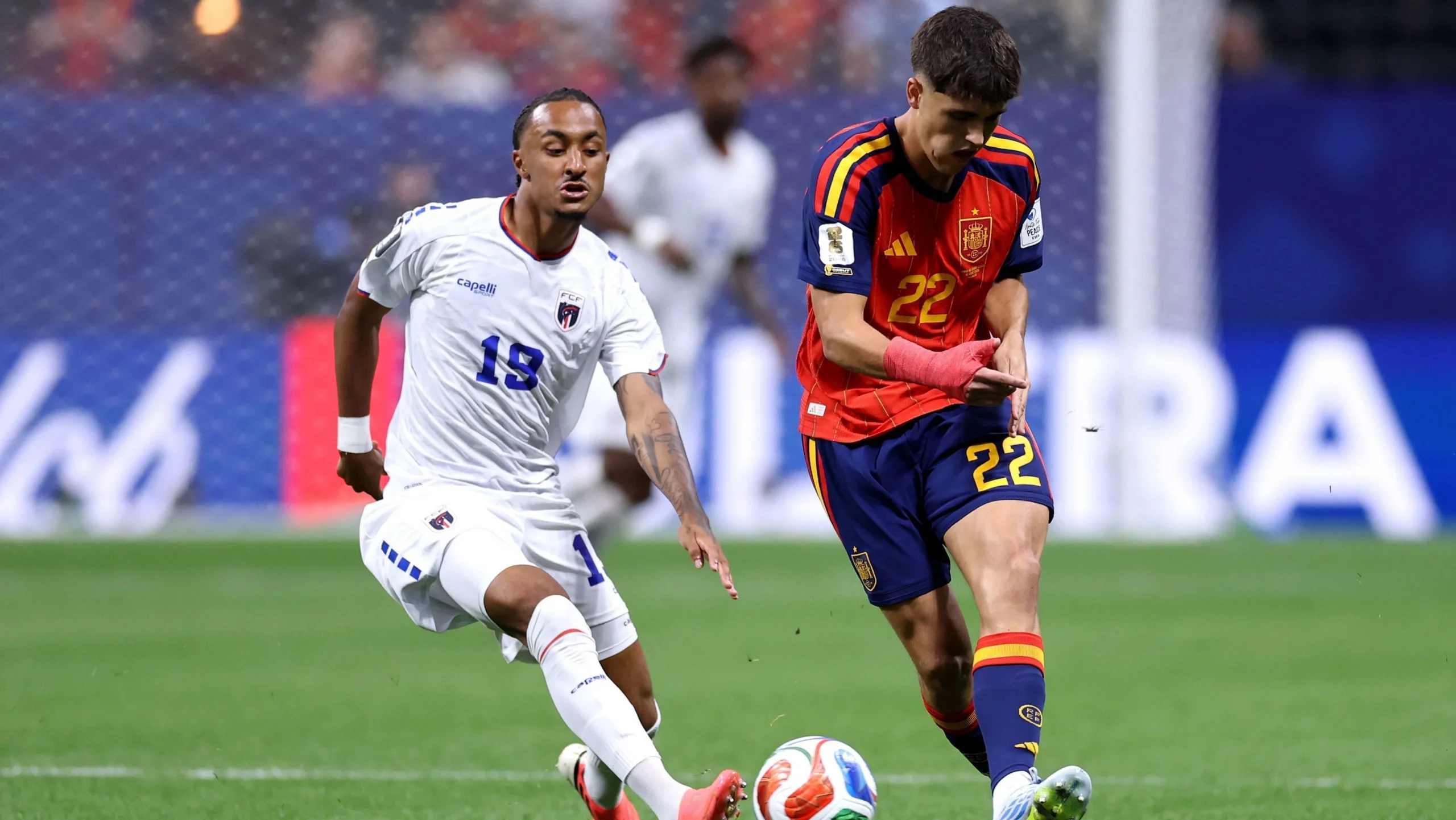 Zagueiro da Espanha diz não ter medo de Mbappé: 