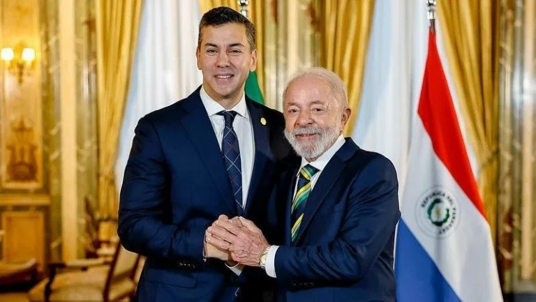 Governo brasileiro nega conversa entre Lula e Peña após fala sobre guerra