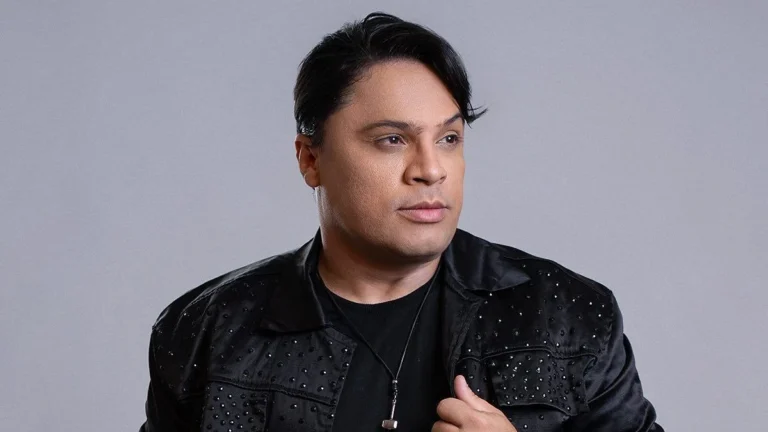 Quem foi Neto Araújo, vocalista do Collo de Menina que morreu