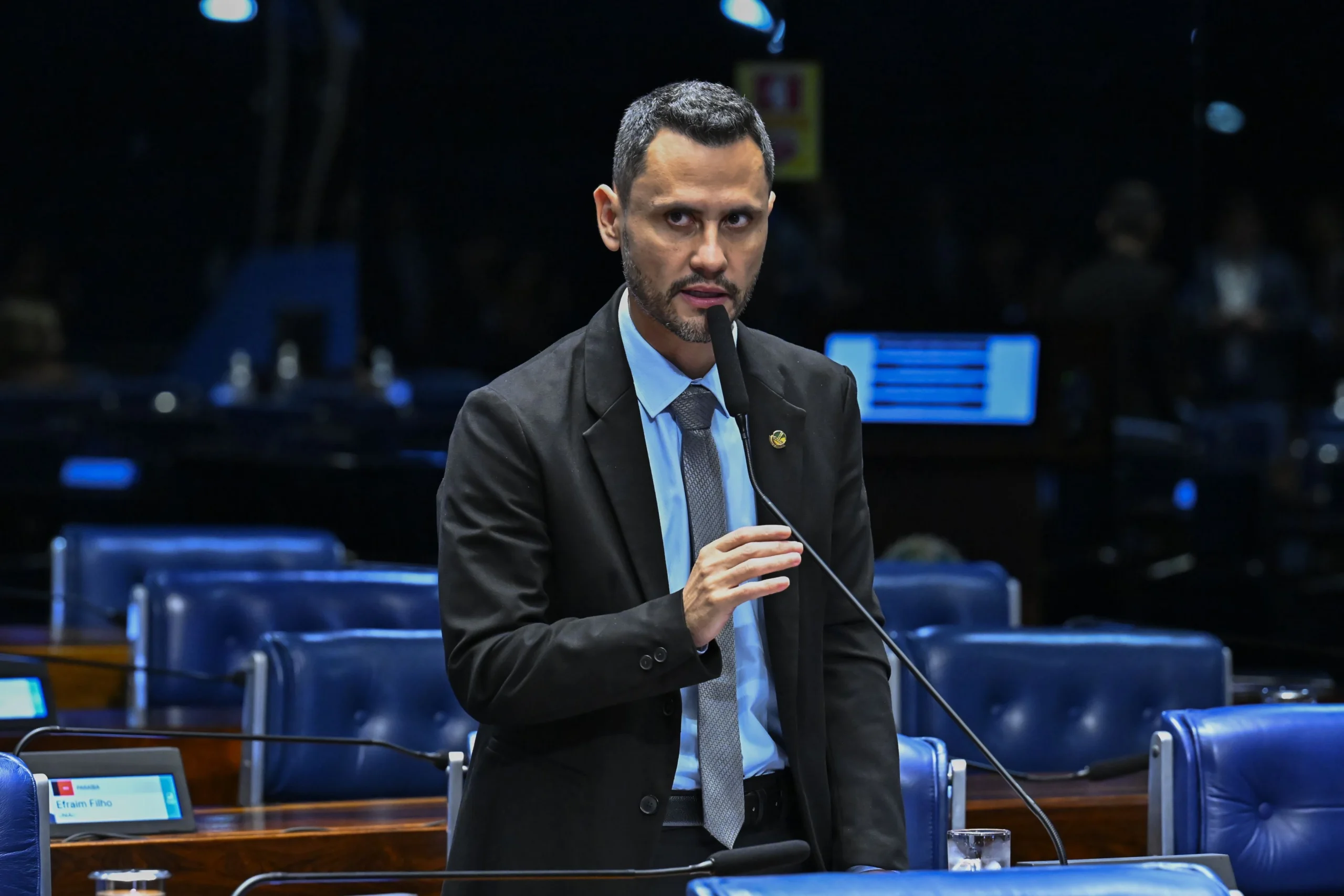 Em carta, Cleitinho pede desculpas por 
