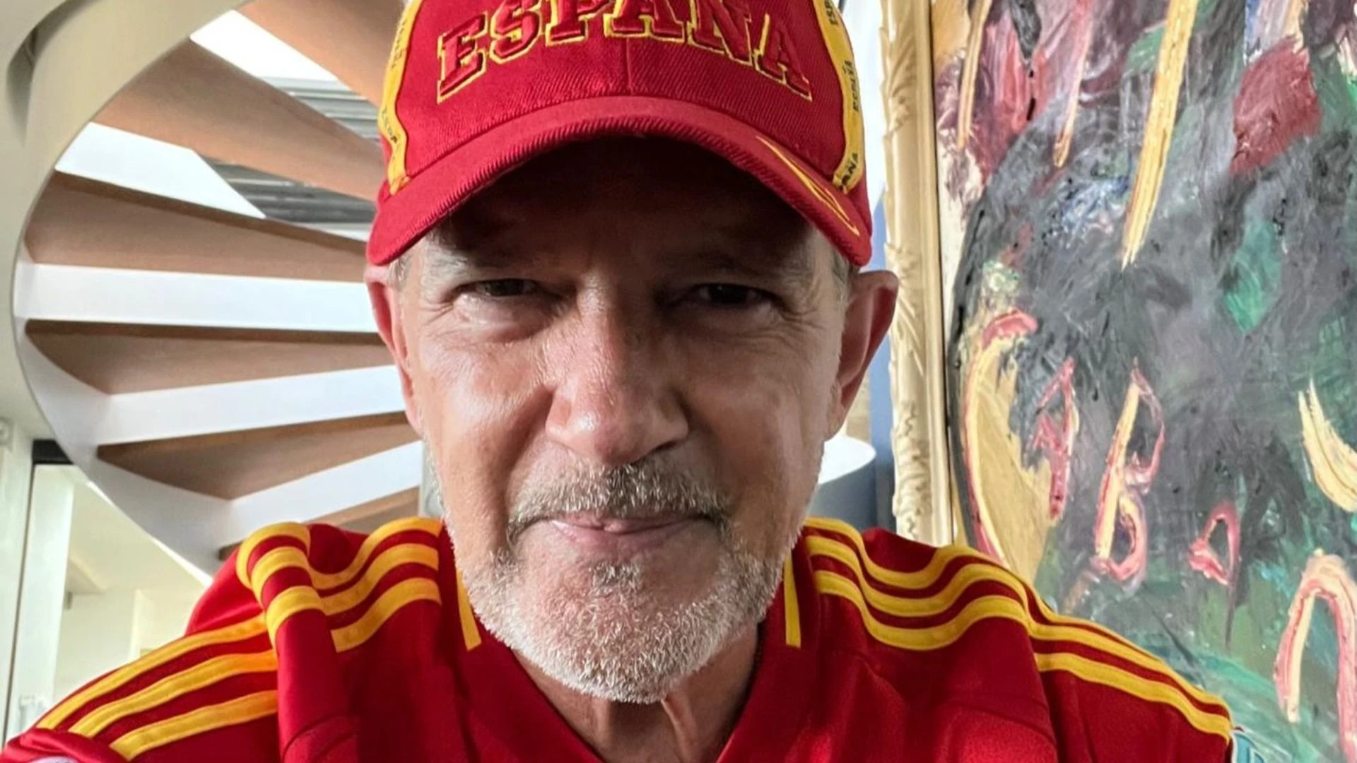 Antonio Banderas fala sobre infarto: 