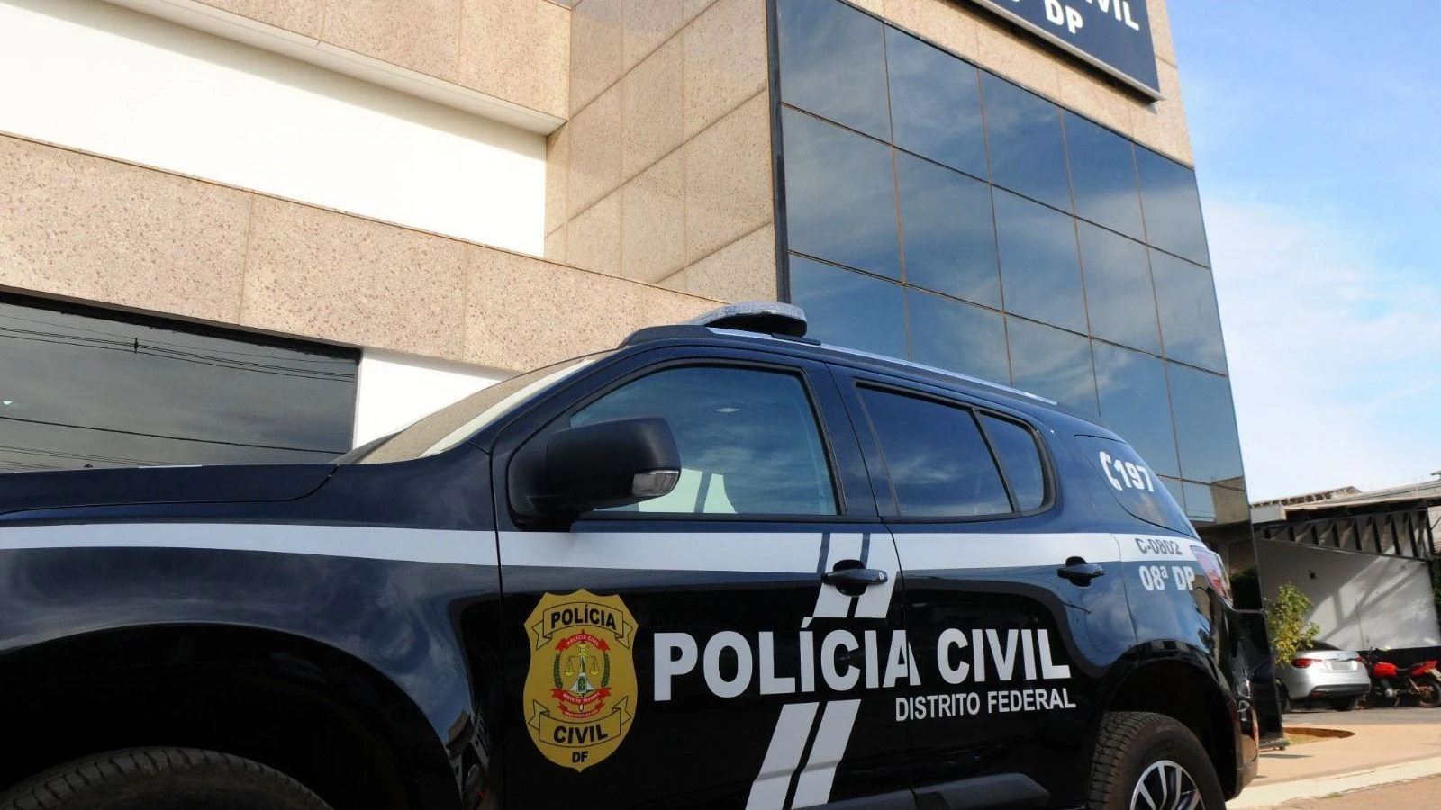 Operação mira suspeitos de fabricar e distribuir anabolizantes no DF
