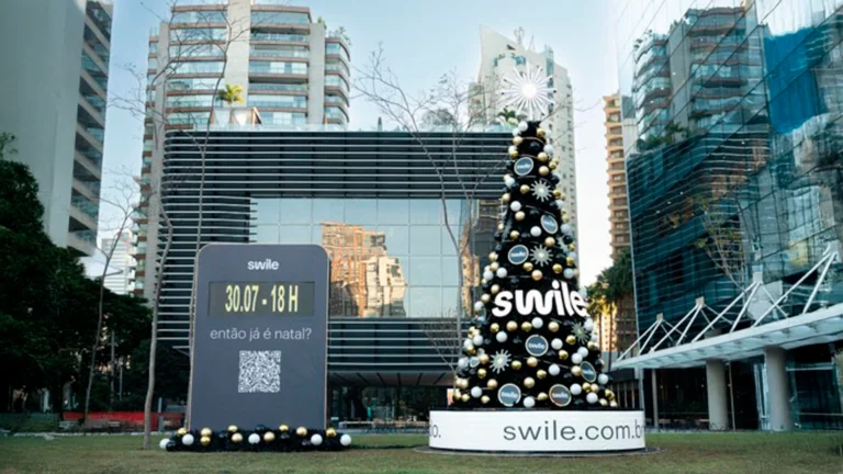 Árvore de Natal na Faria Lima antecipa debate sobre benefícios corporativos