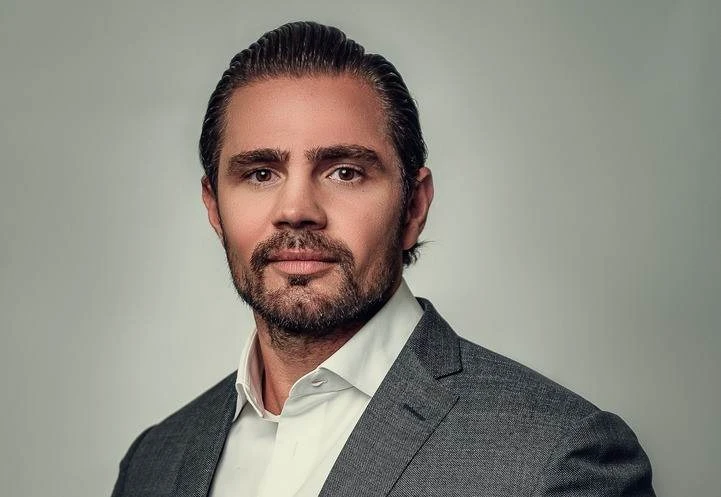 Defesa de Vorcaro prepara pedido de liberdade a Fachin