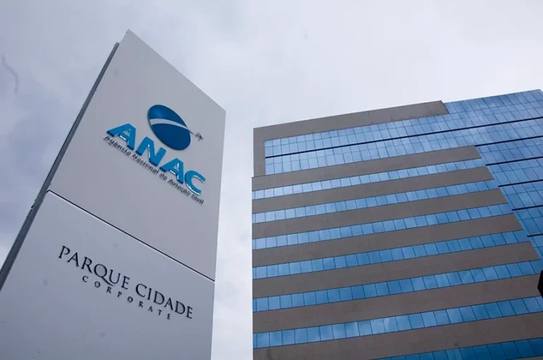 Anac suspende operações da Total Linhas Aéreas, que atende os Correios