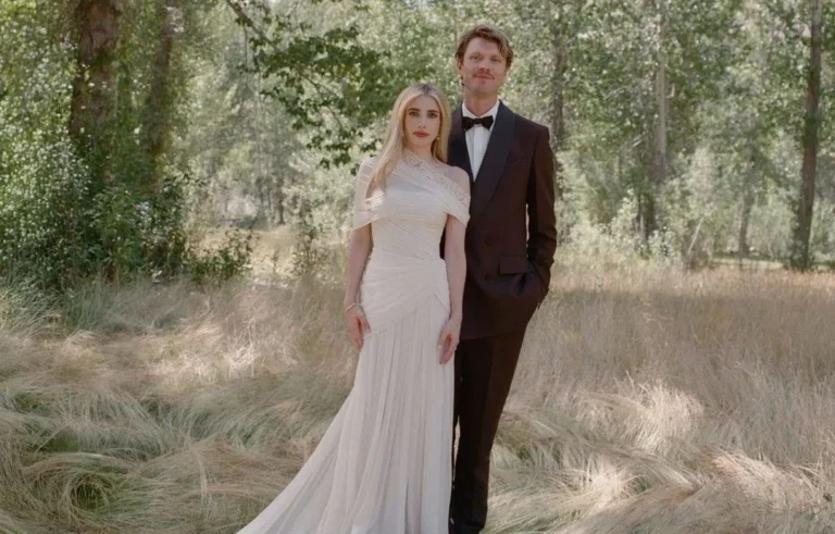 Emma Roberts explica escolha do vestido de noiva: “Parecia um fantasma”