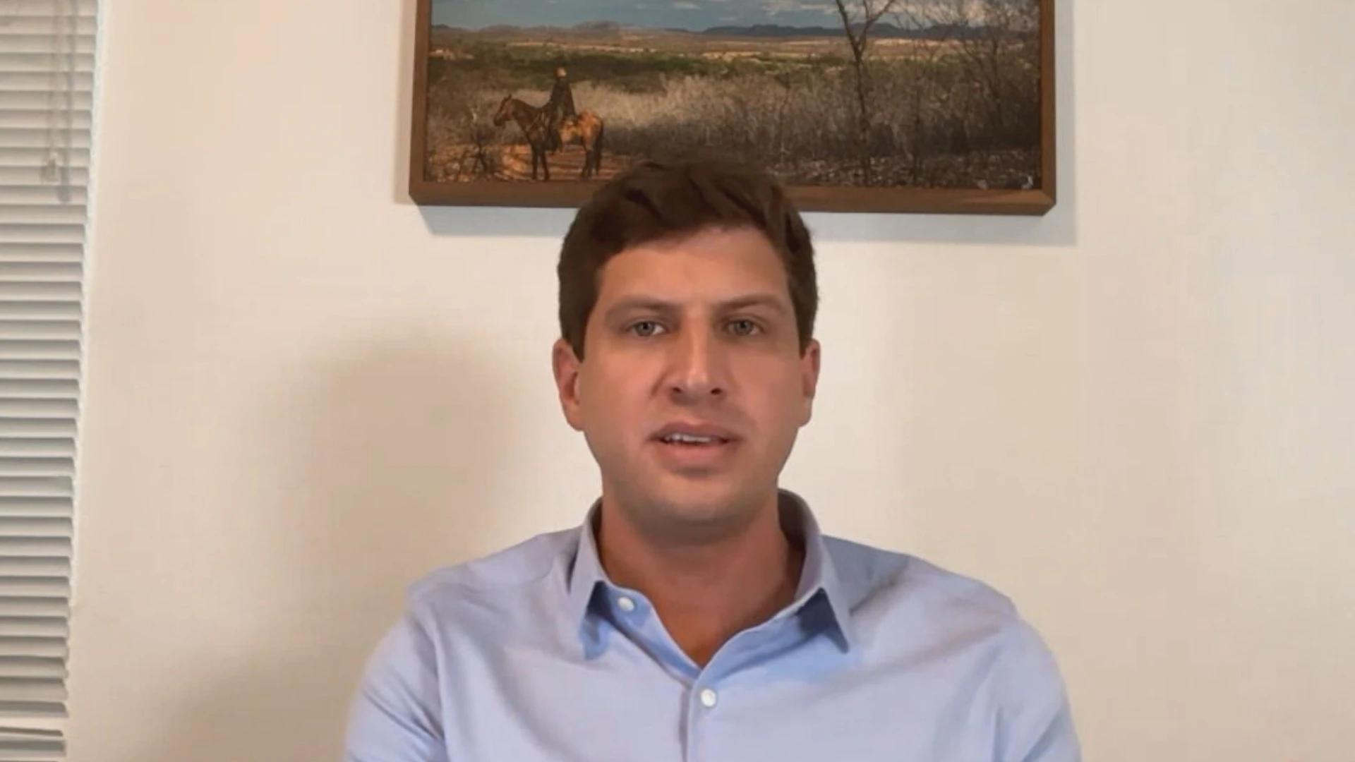 À CNN, João Campos fala que aliança com PT é 