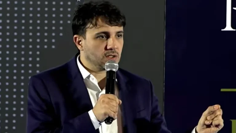 Renan Santos diz que pedirá impechament de Dias Toffoli e Moraes