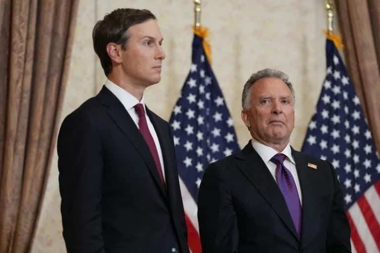 Witkoff e Kushner levam plano de paz dos EUA a Kiev após reunião com Putin
