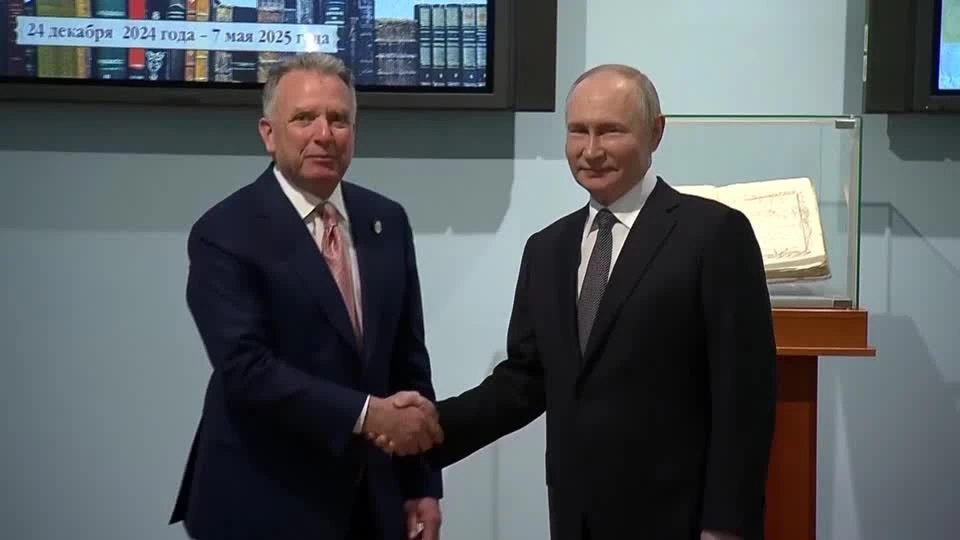 EUA acenam a Moscou por fim da guerra e evitam interesses ucranianos