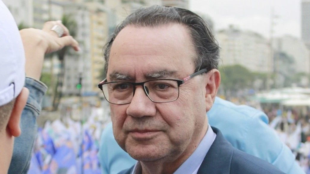 Augusto Cury decide apoiar Flávio Bolsonaro no 2º turno