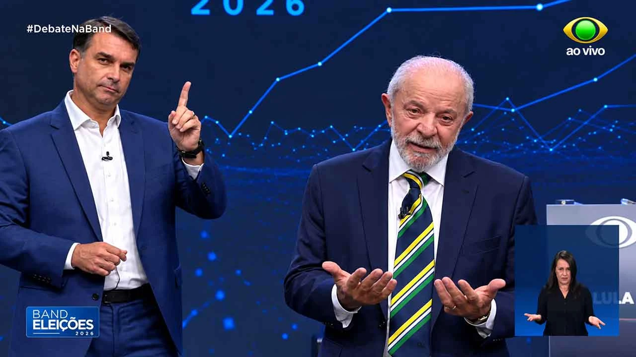 Debate da Band foi o momento em que Flávio Bolsonaro perdeu a eleição